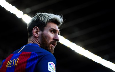 龙珠电竞独家-B费摊手抱怨已成球场经典表情包