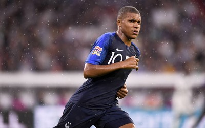 龙珠电竞精华-VAR再度成为焦点